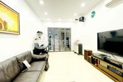 Nhà dân xây đẹp, chắc chắn, ngõ nông, thông bán nhà xã đàn