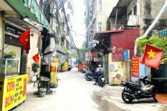 Bán nhà đống đa, phố tôn thất tùng 95m2, cách phố 20m, ngõ ô tô