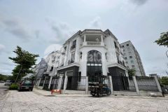 Chính chủ bán biệt thự khai sơn, 5.5 tầng diện tích 155m, tổng sử dụng 750m