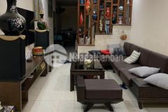 Chuyển công tác bán nhà việt hưng, long biên 5t, 33m2 giá 2,75 tỷ