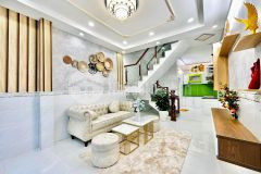 Bán nhà p 5 quận 11 lạc long quân kc 4 tầng đúc, 3pn 3wc. khu vip.