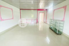 Cho th.uê nhà trệt 1 lầu rộng mát kdc hưng phú giá 6 triệ.u