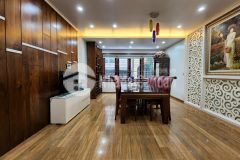 Bán nhà mặt phố lạc long quân, tây hồ 5 tầng diện tích 40m2 20 giá tỷ