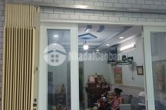 Nhà sát mặt tiền tỉnh lộ 10, khu an ninh yên tĩnh 1 trệt 2 lầu