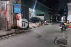 Phố trạm mặt ngõ ôtô tránh mặt tiền rộng nở hậu kinh doanh.