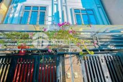 Nhà siêu đẹp full nội thất tt bà triệu hà đông 50m 4 tầng giá 4.8 tỷ