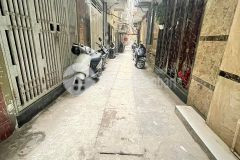 Bạch mai, nhà đẹp ở ngay, ngõ to, lô góc 2 thoáng vĩnh viễn để lại gần hết nội thất