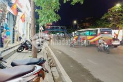 Mặt phố vạn kiếp giá 12.9 tỷ, gồm 2 tòa nhà 5 tầng có thang máy, cho thuê các mô hình