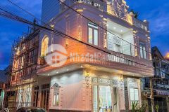 Bá.n nhà 2 lầu đúc góc 2 mặt tiền xây mới vừa hoàn thiện tuyệt đẹp, ô tô đậu thoải mái