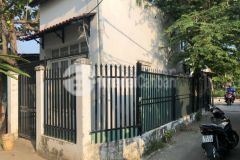 Nhà hẻm ba gác huỳnh tấn phát nhà bè căn góc thoáng mát giá chỉ 1,2 tỷ shr