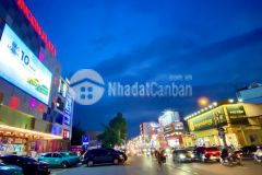 Nhà mặt tiền gần vincom lê văn việt 5 tấm 160m2 hoàn công đủ giá 10.8 tỷ