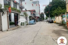 Bán nhà 3 tầng 60m2 thôn đìa nam hồng đông anh ô tô đỗ cửa đầy đủ tiện ích nhỉnh 4,5 tỷ lh 086566593