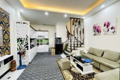 Nhà đẹp ôtô đỗ cổng 35m ra phố full nội thất 5 tầng mặt tiền 4.5m 4.3 tỷ kim giang