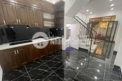 Bán nhà lạc long quân võ chí công, 34m2 x 4 tầng,giá 3.9 tỷ