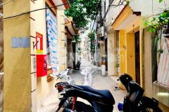 Bán nhà hồ đắc di 50m2, mt 4.5m lô góc. 15m ra phố 4.9 tỷ