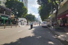 Ban nha q1,măt tiên, biu thi xuân, dt 72m2, 14.5 ty,tl manh.