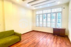 Bán nhà pháo đài láng, đống đa, ô tô, kinh doanh, dt 44m2, giá 10,78 tỷ.