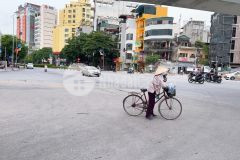 Đất vàng lõi hồng tiến 50m mt6m, dòng tiền tốt, kinh doanh đa mặt hàng, vỉa hè rộng.