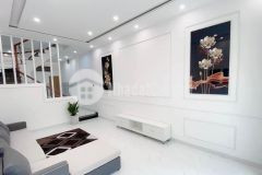 Cho thuê nhà 3 tâng kiệt 3m lê đình lý cách đường 50m.