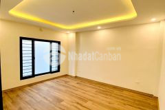 Bán nhà trần khát chân 5 tầng thang máy long lanh lô góc hai bà trưng