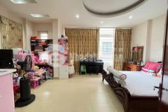 Bán nhà trích sài, tây hồ, 62m2, 3 bước ra hồ tây, ô tô qua, 8.7 tỷ