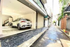 Siêu đẹp, nhà thạch bàn, cổ linh, 42m2, 6 tầng, lô góc, gara ô tô, full nội thất