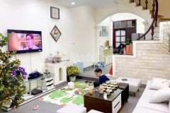 Chính chủ bán nhà ngõ 379 đội cấn, 52.2m2 x 4 tầng mặt tiền 4.5m, nhỉnh 6 tỷ