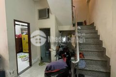 Giá rẻ 6.5 tỷ, bán nhà hẻm xe hơi võ văn kiệt,dt 40m2, kết cấu 3 tầng, quận 1