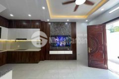 Bán nhà ngõ 16 phố ngọc thụy, long biên, 31m2, 5 tầng, phân lô, ô tô, nhỉnh 3 tỷ