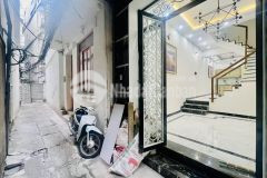 5.29 tỷ x 50m nhà đẹp đội cấn 4 pn khép kín ngõ thoáng rộng sổ vuông vắn ở ngay