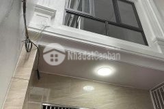 Bán nhà hoàng hoa thám, 31m x 5 tầng, 20m ra mặt phố ô tô đỗ, ngõ nông. giá 4,6 tỷ