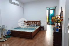 Bán nhà mặt phố đường láng, đống đa, vỉa hè, một mặt phố, một mặt ngõ, dt 50m2, giá 12,15 tỷ