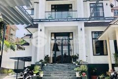 Biệt thự đẹp mặt tiền đường nhựa phường 8