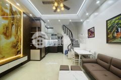 Nhà dân xây lô góc cực hiếm 15m ra ôtô tránh 45m2 4 tầng 4 ngủ 4.2 tỷ thịnh liệt