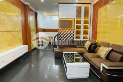 Bán nhà đẹp ngõ quỳnh, hbt gần phố, oto đỗ cách nhà 30m, dt 35m2 5 tầng chỉ 4.55 tỷ.