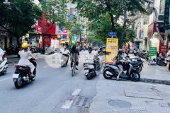 Mặt phố, vỉa hè, kinh doanh khủng phố chùa láng, đống đa. 0911554873.