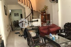 Bán nhà ngách 158 ngõ 99 định công hạ, ngõ ba gác thông, ô tô 10m dt 49m4 tầng4.6 tỷ