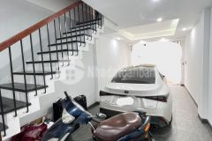 Bát khối, long biên 57m2, 5 tầng, mặt tiền 3.5m, 114 tr m2