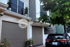 Tt vạn phúc hà đông ô tô vào nhà tiếp giáp chợ cây vạn phúc 38m 5 tầng giá 5.8 tỷ.