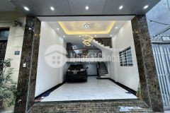 Bán nhà phố tây trà hoàng mai gần gamuda, nhà mới 5 tầng, lô góc, gara ô tô.