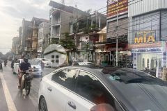 Chính chủ bán phố như quỳnh vị trí kinh doanh mọi mặt hàng, 300m lh 0828218468