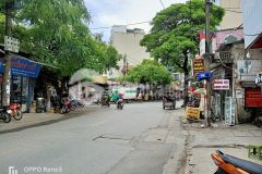 Bán nhà mặt phố đông các 35m2, mt 4.3m oto tránh vỉa hè 10.5 tỷ