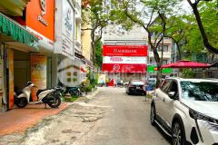 Bán mặt ngõ phân lô hoàng cầu. 64m2, mặt tiền 5m, giá 15,7 tỷ