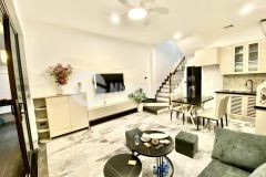 Bán nhà phố đặng văn ngữ, q. đống đa, dt 30m2, 5 tầng, mt 4m, giá nhỉnh 4 tỷ.