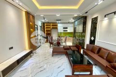 Chỉ 5.8 tỷ có ngay nhà 5 tầng, dt 45m, phố lê trọng tấn, hà đông.