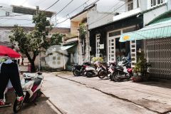 Nhà cũ 85m2 trệt lửng còn ở được, hẻm 5.5 mét đường bình trị đông giá chỉ 3.5 tỷ