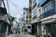 Mặt tiền hẻm bùi đình tuý kinh doanh đa ngành nghề giá đầu tư