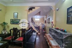 Bán nhà ngõ 389 hoàng quốc việt, phân lô ô tô tránh kinh doanh, dt 48m2 giá 9.8 tỷ