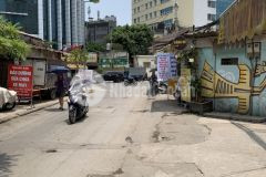 Mặt phố, 2 thoáng, kinh doanh sầm uất phố pháo đài láng, đống đa. 0911554873.