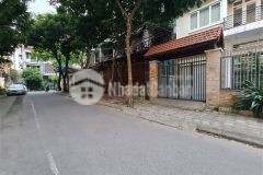 Bán biệt thự trần bình, cầu giấy, lô góc, ô tô, vỉa hè, dt 150m2, mt 9,6m, giá 34,85 tỷ